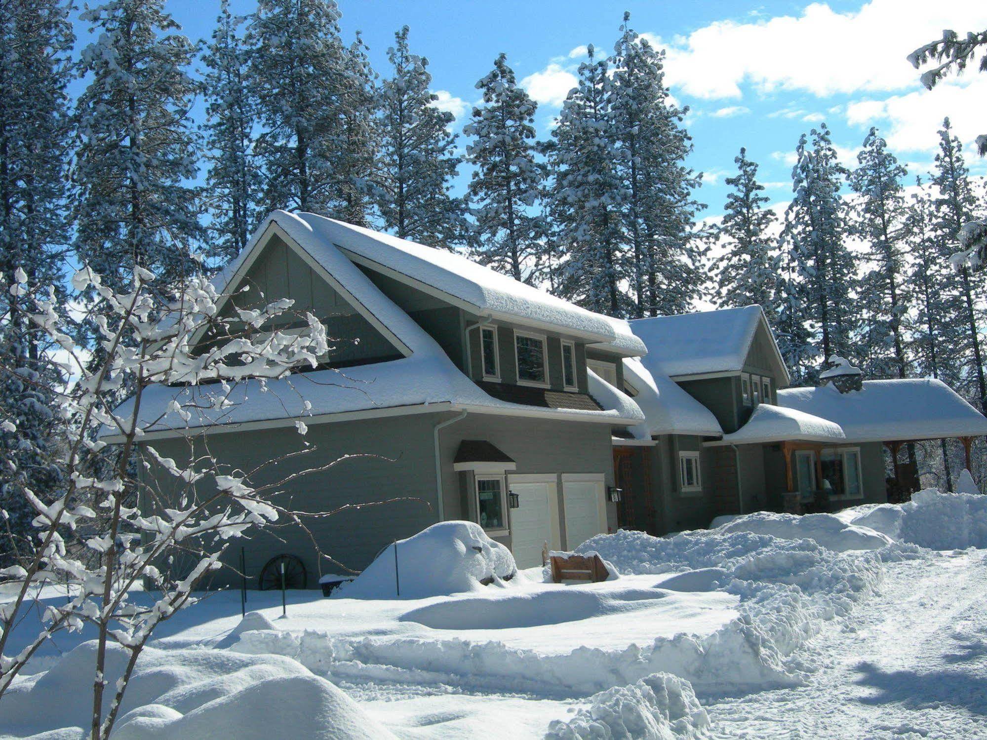 River House Bed And Breakfast Nine Mile Falls Esterno foto
