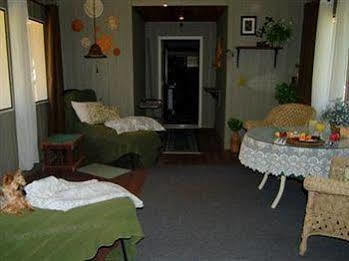 River House Bed And Breakfast Nine Mile Falls Esterno foto